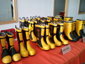 Harvik hotsell fire boots